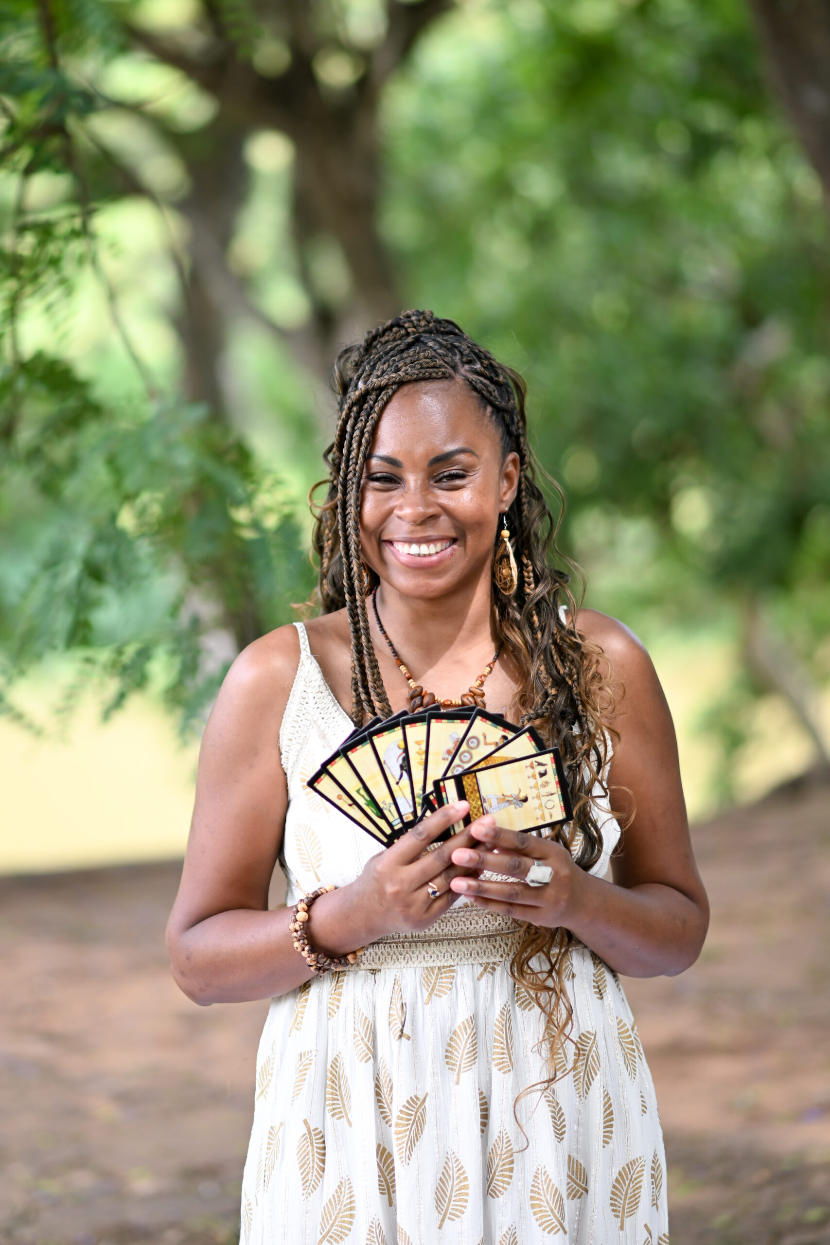 Foto de Fernanda com cartas